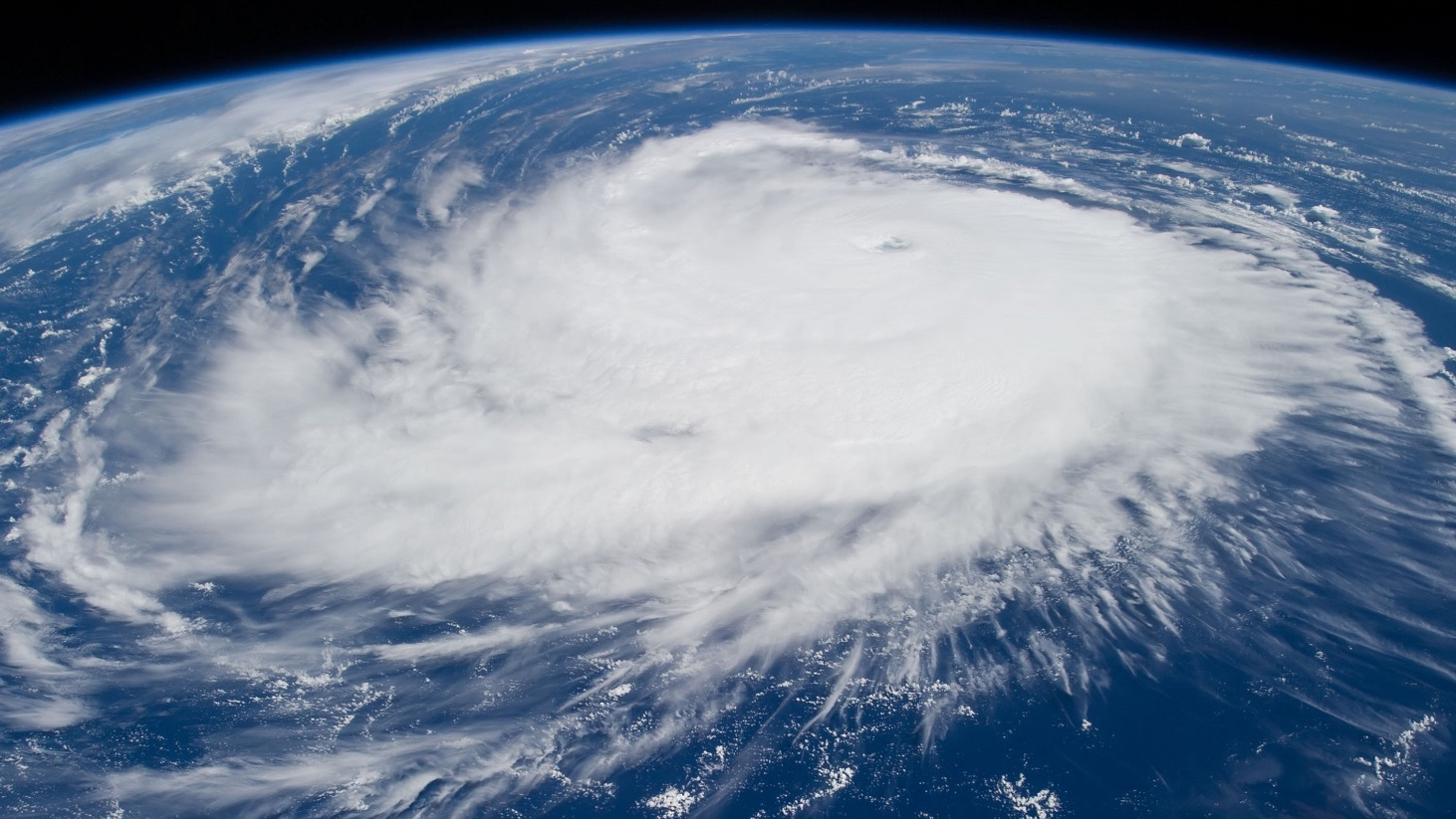 Study Explains Why Some Hurricanes Rapidly Intensify While Others Don’t